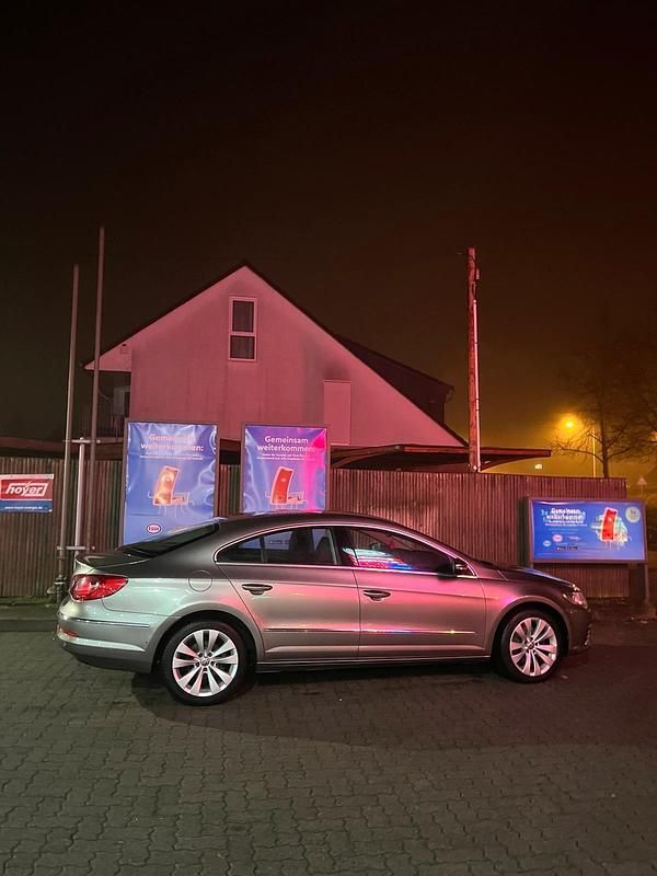 Gold Gebraucht 2010 VW CC Limousine | 5.200 € (Fairer Preis) - Bild 1/4