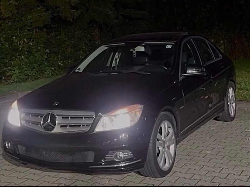Gebraucht Mercedes C180 Avantgarde 156 PS (114 kW) 2010 Schwarz Kombi