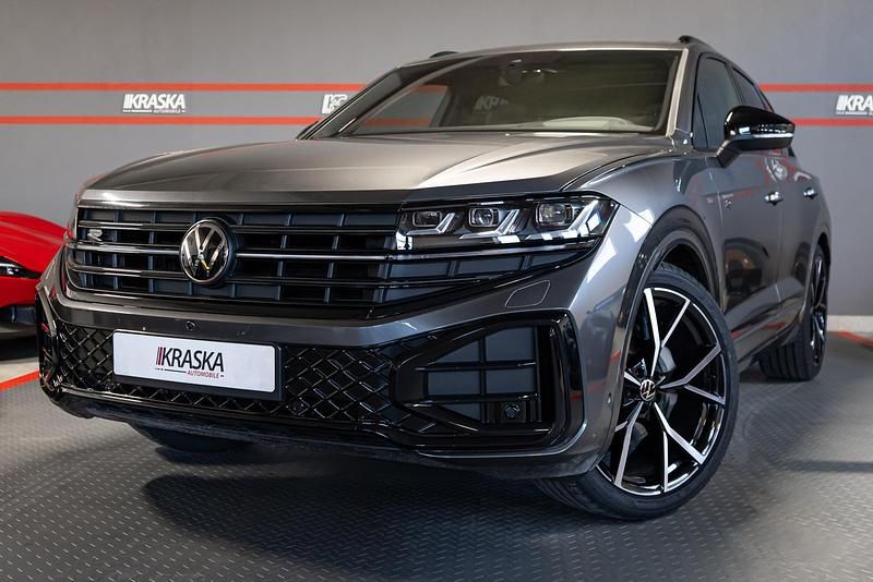 Neu VW Touareg R-line 286 PS (210 kW) 2026 Siliziumgrau metallic SUV