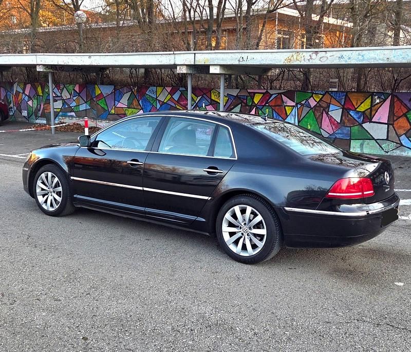 Gebraucht VW Phaeton 239 PS (175 kW) 2011 Schwarz Limousine