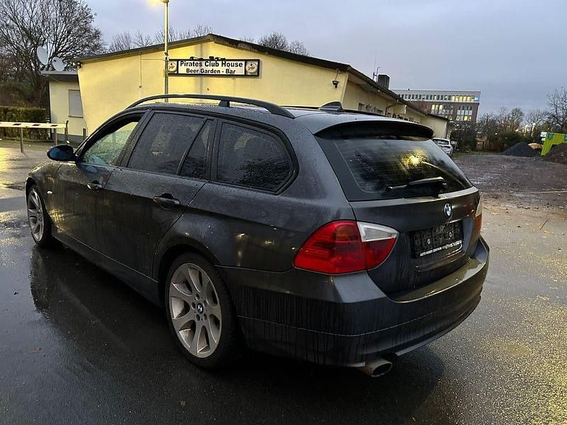 Gebraucht BMW 320 Advantage 177 PS (130 kW) 2008 Kombi