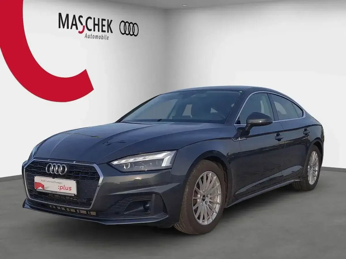 Gebraucht Audi A5 Sportback Basis 204 PS (150 kW) 2022 Manhattangrau metallic Kleinwagen