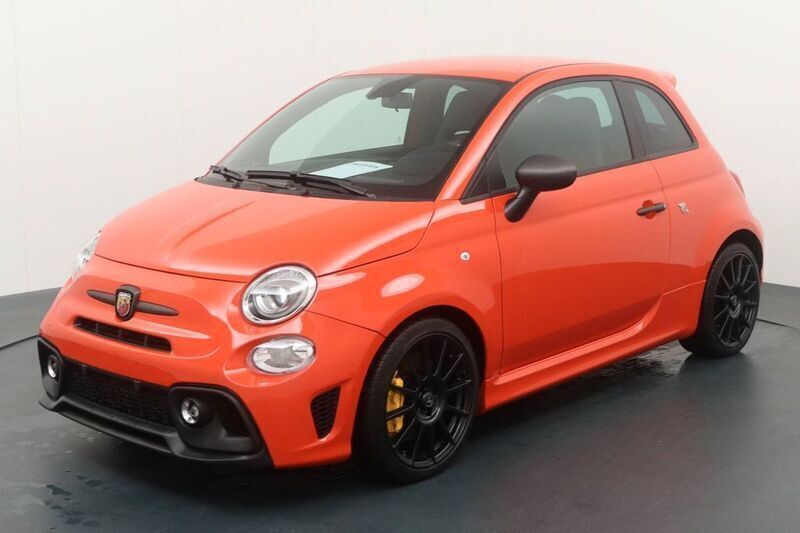 Gebraucht 2024 Abarth 695 Kleinwagen | 26.499 € (Fairer Preis) - Bild 1/4