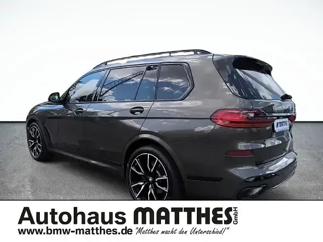 Gebraucht BMW X7 M Sport 340 PS (250 kW) 2022 Grau SUV