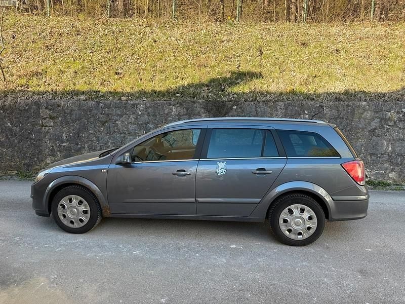 Gebraucht Opel Astra 90 PS (66 kW) 2005 Grau Kombi