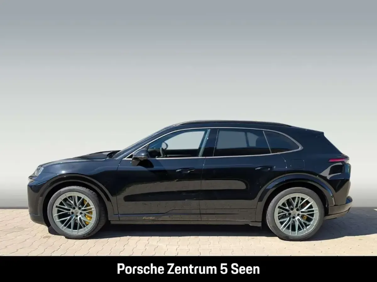 Gebraucht Porsche Cayenne Turbo 2026 Chromitschwarzmetallic SUV