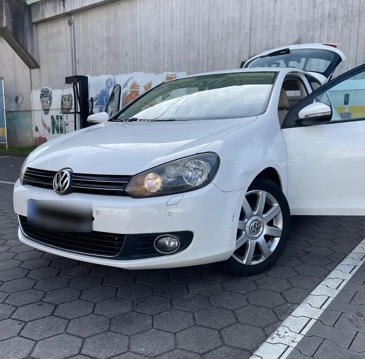 Gebraucht VW Golf VI Highline 140 PS (102 kW) 2009 Weiß Kleinwagen