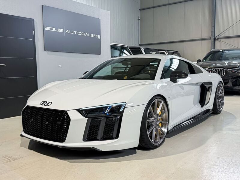 Weiß Gebraucht 2016 Audi R8 Coupé Sport Coupé | 165.900 € - Bild 1/4