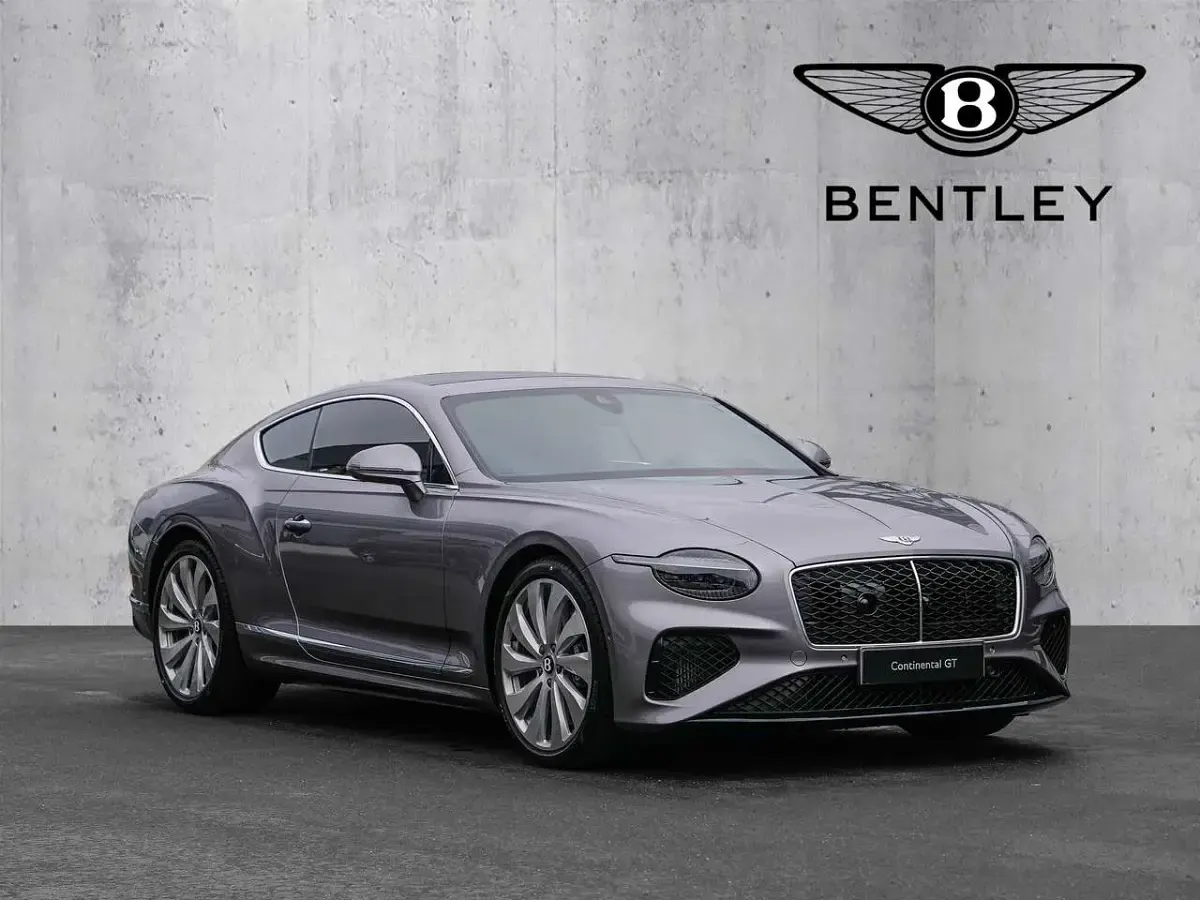 Neu Bentley Continental 680 PS (500 kW) 2025 Silver tempest Coupé