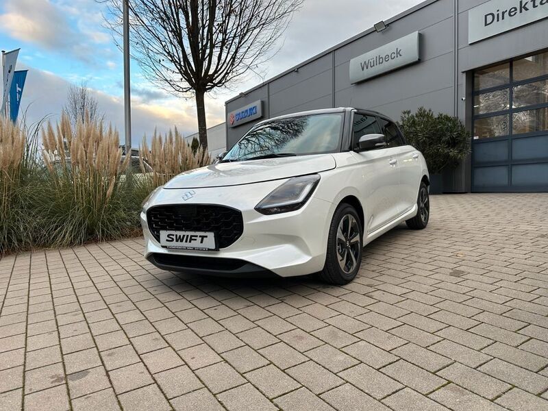 Weiß Neu 2025 Suzuki Swift Comfort+ Limousine | 23.690 € - Bild 1/4