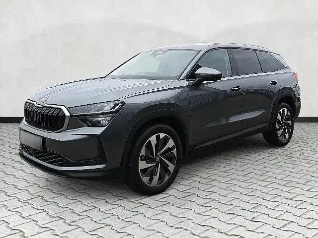 Neu Skoda Kodiaq Selection 150 PS (110 kW) 2026 Grau SUV