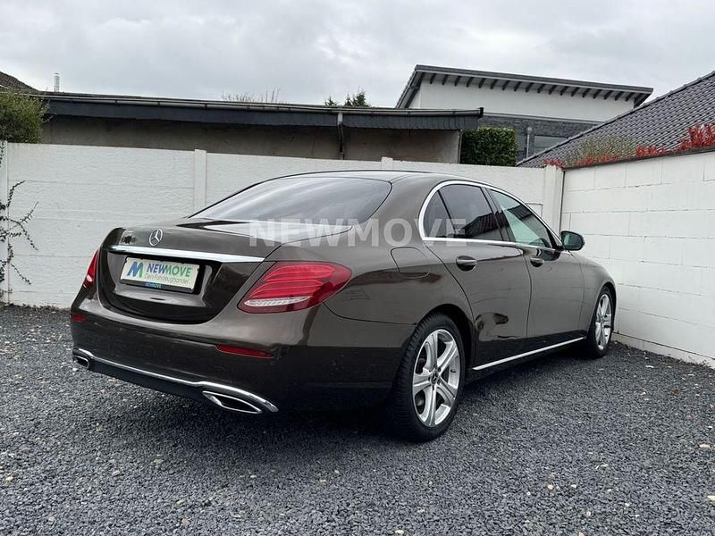 Gebraucht Mercedes E350 258 PS (189 kW) 2017 Braun Limousine