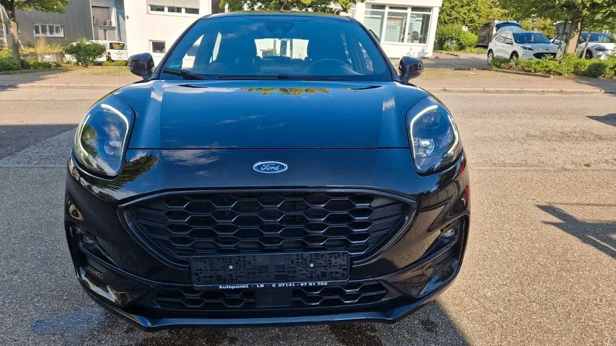 Gebraucht Ford Puma Titanium 125 PS (91 kW) 2023 Schwarz SUV