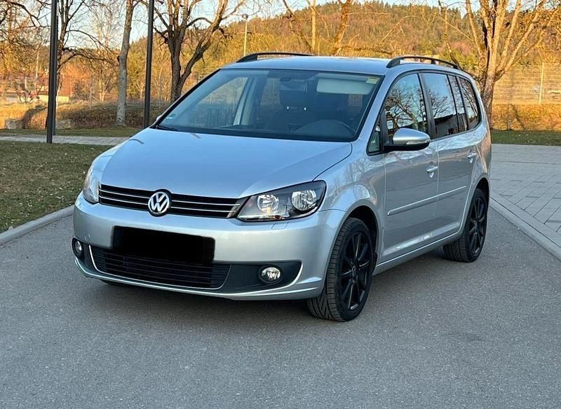 Gebraucht VW Touran 140 PS (102 kW) 2015 Silber Van / Kleinbus
