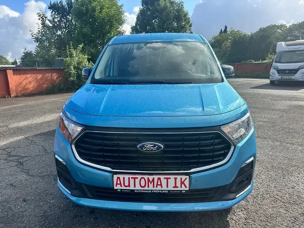 Gebraucht Ford Grand Tourneo Connect 122 PS (89 kW) 2024 Blau Van / Kleinbus