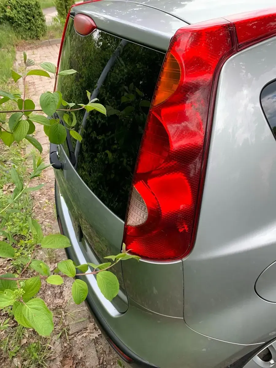 Occasion Nissan Note 88 ch (64 kW) 2006 Argent Citadine