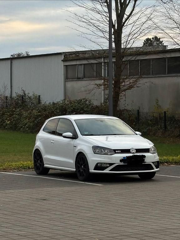 Weiß Gebraucht 2015 VW Polo GTI Kleinwagen | 9.100 € (Superpreis) - Bild 1/4