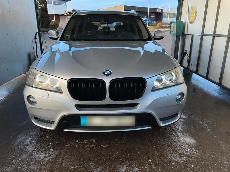 Gebraucht BMW X3 184 PS (135 kW) 2011 Silber SUV