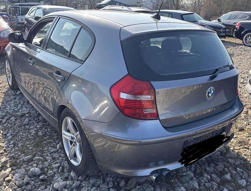 Gebraucht BMW 120 177 PS (130 kW) 2011 Spacegrau metallic Kleinwagen