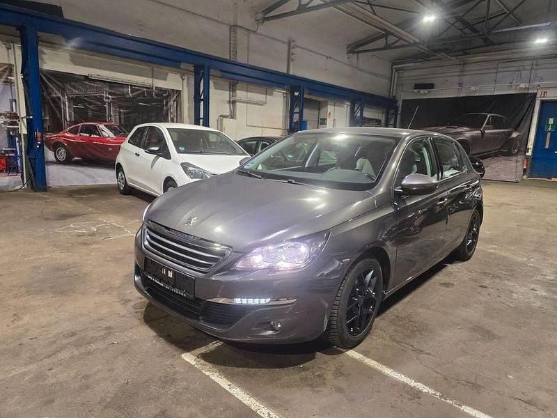 Gebraucht 2017 Peugeot 308 Active Limousine | 11.390 € (Fairer Preis) - Bild 1/4