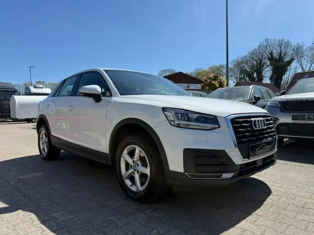 Gebraucht Audi Q2 116 PS (85 kW) 2018 Weiss SUV
