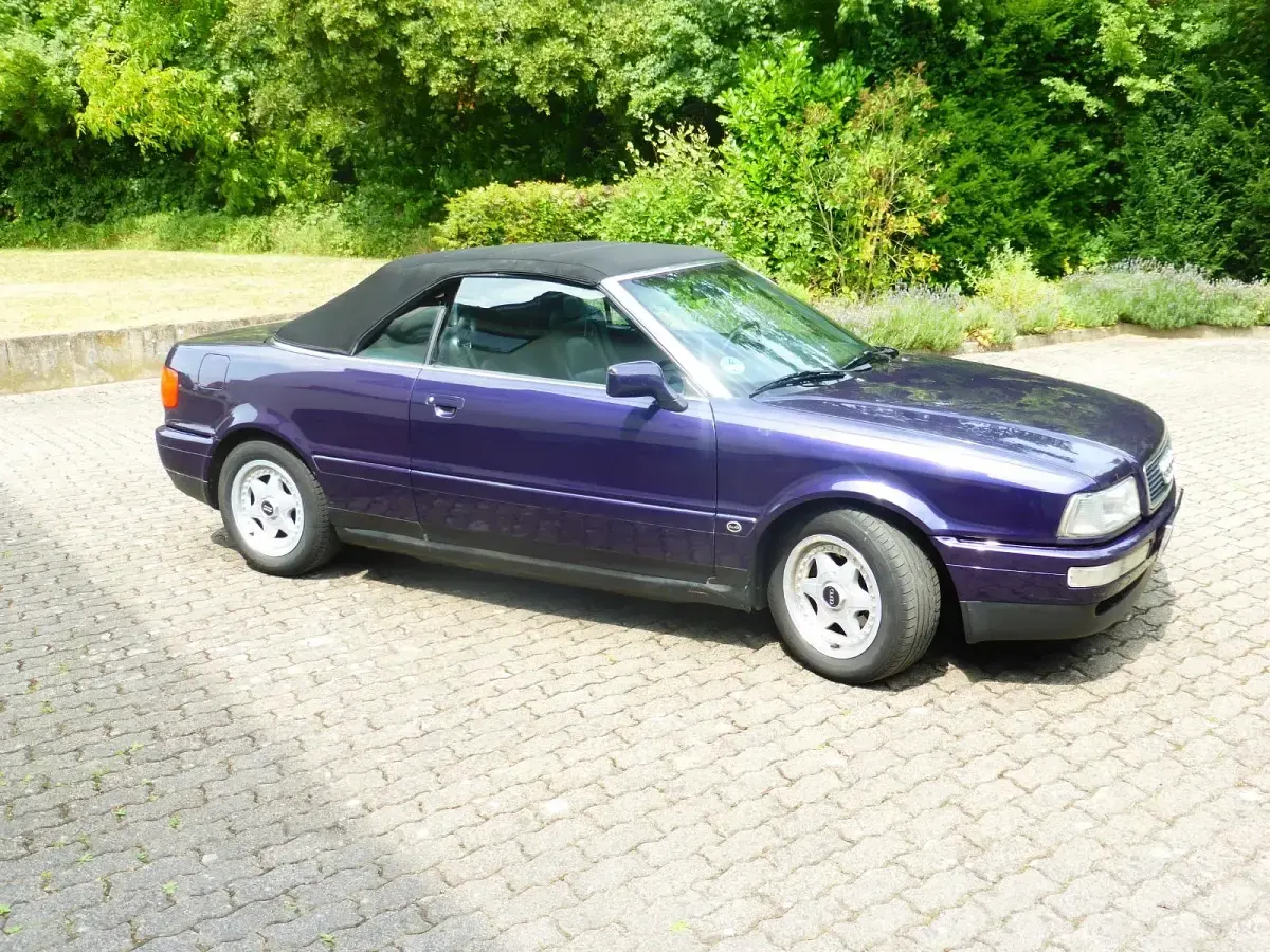 Gebraucht Audi Cabriolet 133 PS (97 kW) 1993 Violet Cabrio