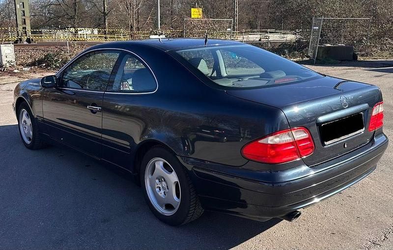 Gebraucht Mercedes CLK320 Elegance 218 PS (160 kW) 1999 Blau Coupé
