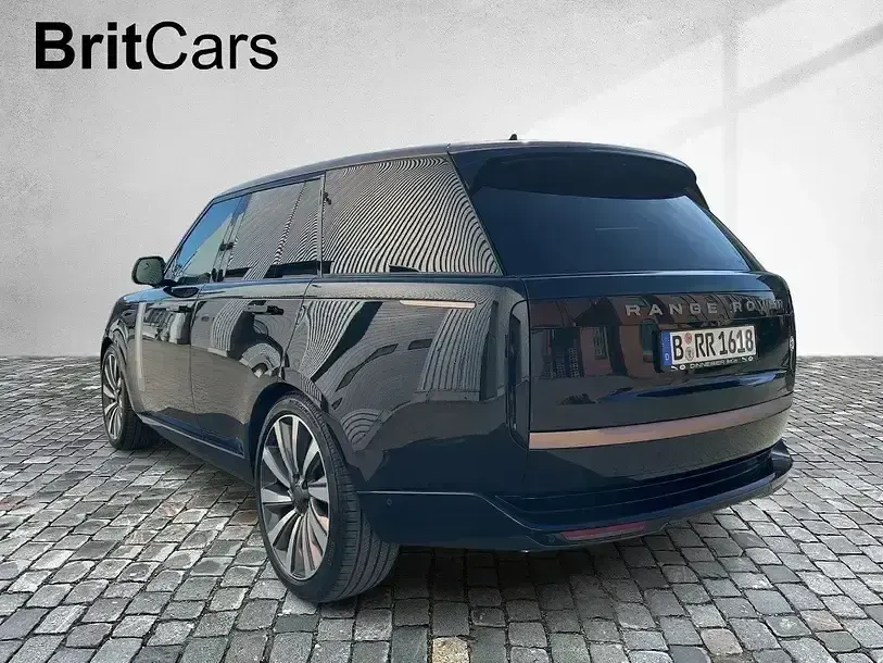 Second-hand Land Rover Range Rover 615 CP (452 kW) 2026 Negru SUV