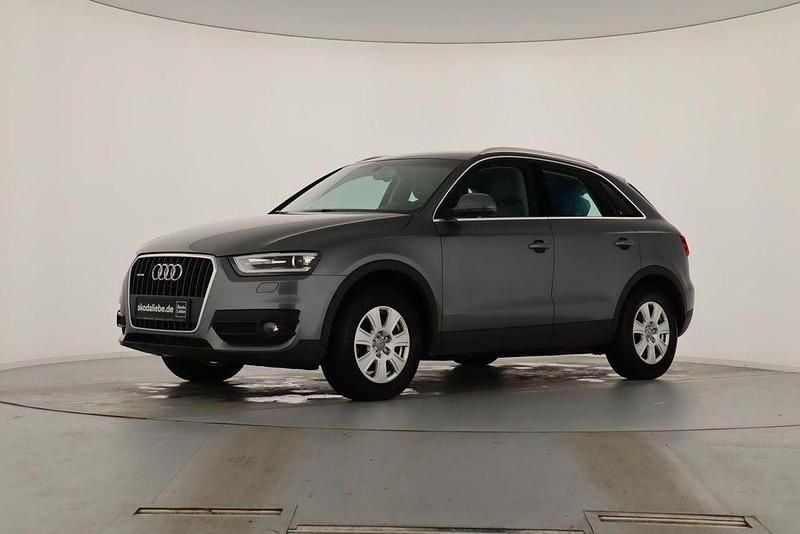 Monsungrau metallic Gebraucht 2013 Audi Q3 Ambiente SUV | 9.990 € (Teuer) - Bild 1/4