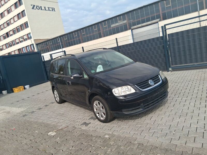 Schwarz Gebraucht 2006 VW Touran Goal Van / Kleinbus | 1.590 € (Guter Preis) - Bild 1/4