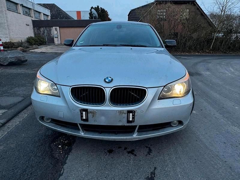 Second-hand BMW 525 177 CP (130 kW) 2006 Gri Break