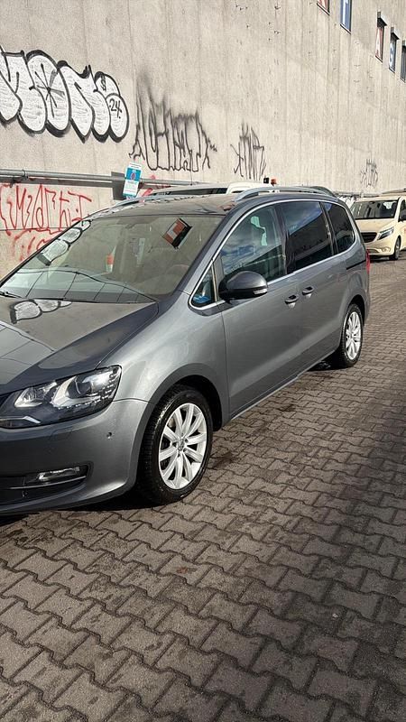 Gebraucht VW Sharan 184 PS (135 kW) 2014 Grau Van / Kleinbus