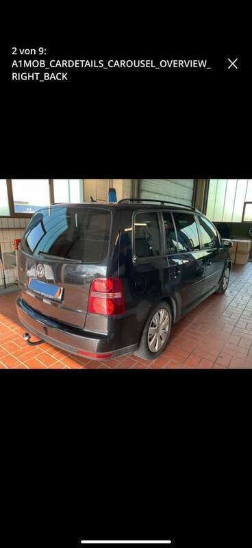 Schwarz Gebraucht 2010 VW Touran Trendline Van / Kleinbus | 4.799 € (Guter Preis) - Bild 1/3