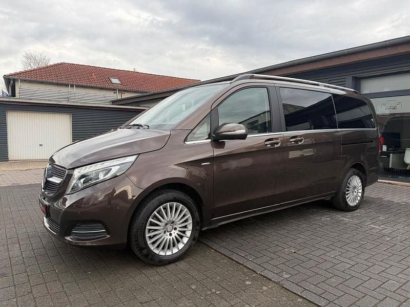 Gebraucht Mercedes V250 190 PS (139 kW) 2015 Braun Van / Kleinbus