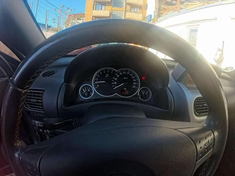 Gebraucht Opel Tigra Sport 125 PS (91 kW) 2004 Silber Cabrio