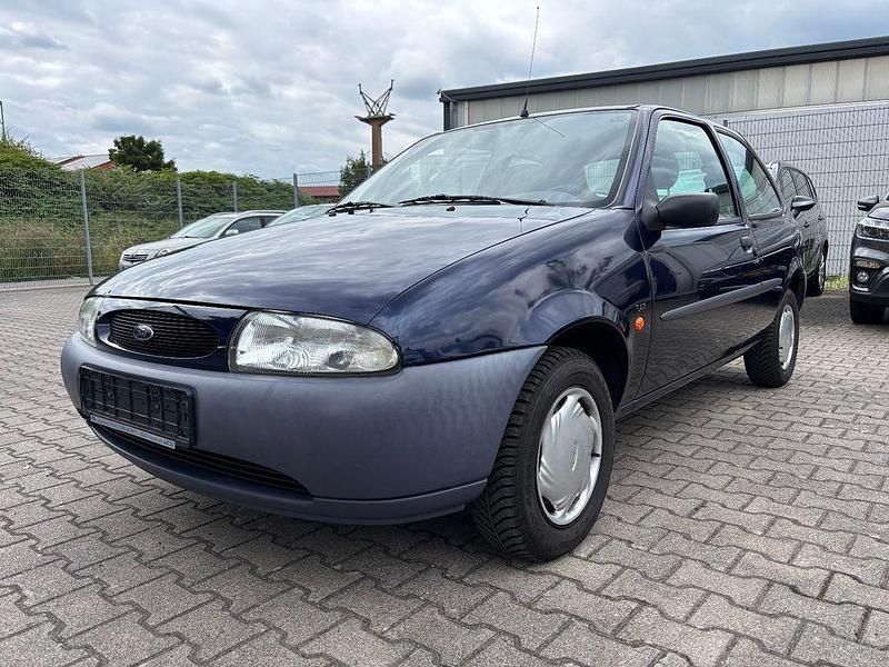 Blau Gebraucht 1996 Ford Fiesta Kleinwagen | 1.900 € (Fairer Preis) - Bild 1/4