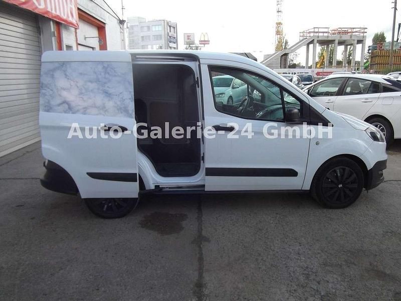Second-hand Ford Transit Basis 101 CP (74 kW) 2016 Alb Monovolum