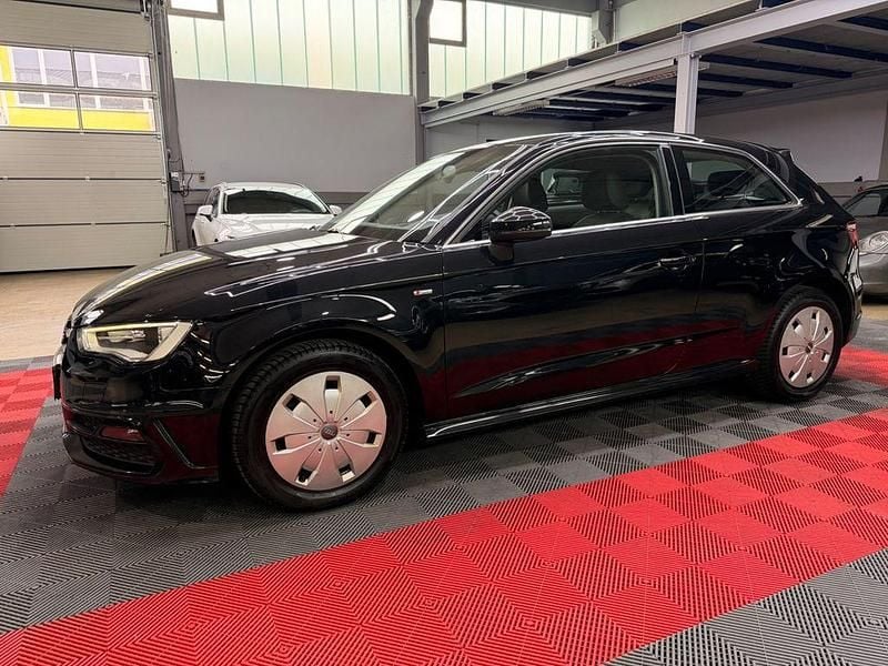Gebraucht Audi A3 S-Line 105 PS (77 kW) 2014 Schwarz Limousine