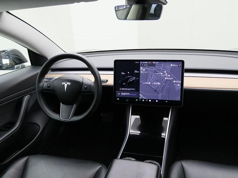 Gebraucht Tesla Model 3 Standard Range 225 kW (306 PS) 2020 Schwarz Limousine