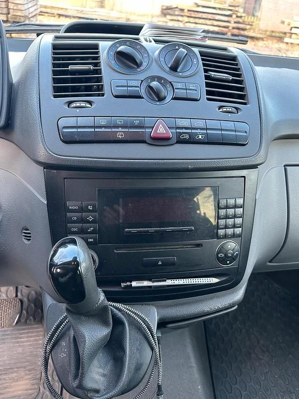 Second-hand Mercedes Vito 204 CP (150 kW) 2008 Alb