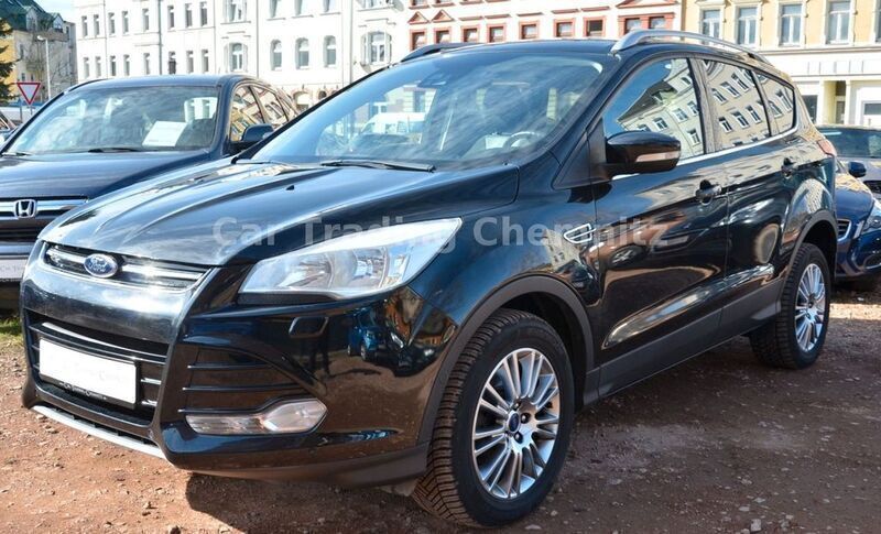 Schwarz Gebraucht 2013 Ford Kuga Titanium SUV | 12.999 € (Fairer Preis) - Bild 1/4