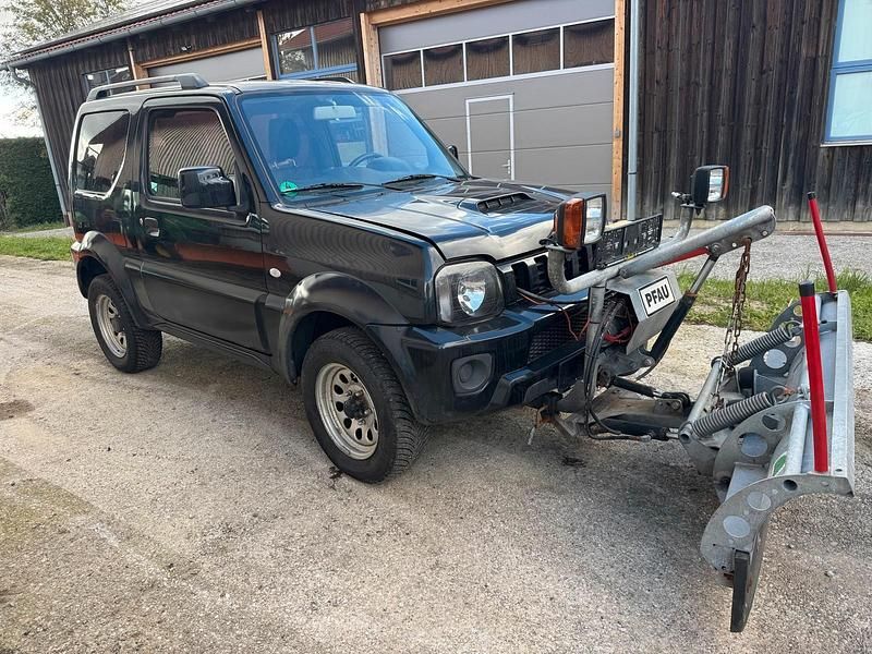 Schwarz Gebraucht 2015 Suzuki Jimny SUV | 16.450 € (Teuer) - Bild 1/4