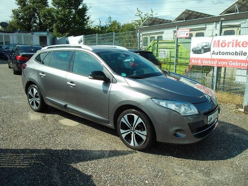 Grau Gebraucht 2012 Renault Mégane GrandTour Bose Edition Kombi | 6.950 € (Etwas zu teuer) - Bild 1/4