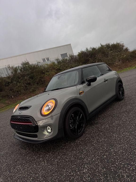 Grau Gebraucht 2020 Mini Cooper SE Kleinwagen | 16.200 € (Fairer Preis) - Bild 1/4