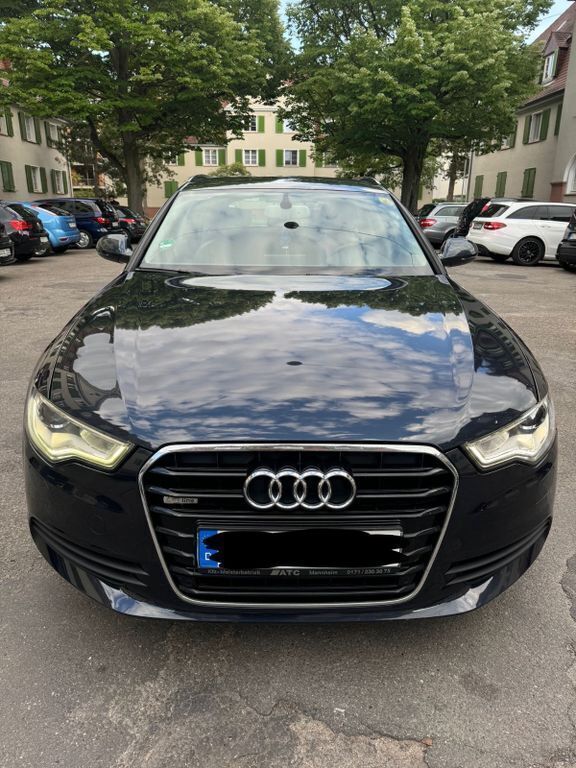 Blau Gebraucht 2012 Audi A6 Kombi | 6.500 € (Guter Preis) - Bild 1/2