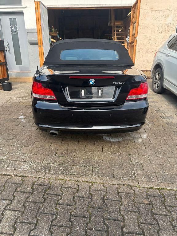 Gebraucht BMW 120 Cabriolet Sport Line 170 PS (125 kW) 2008 Schwarz Cabrio