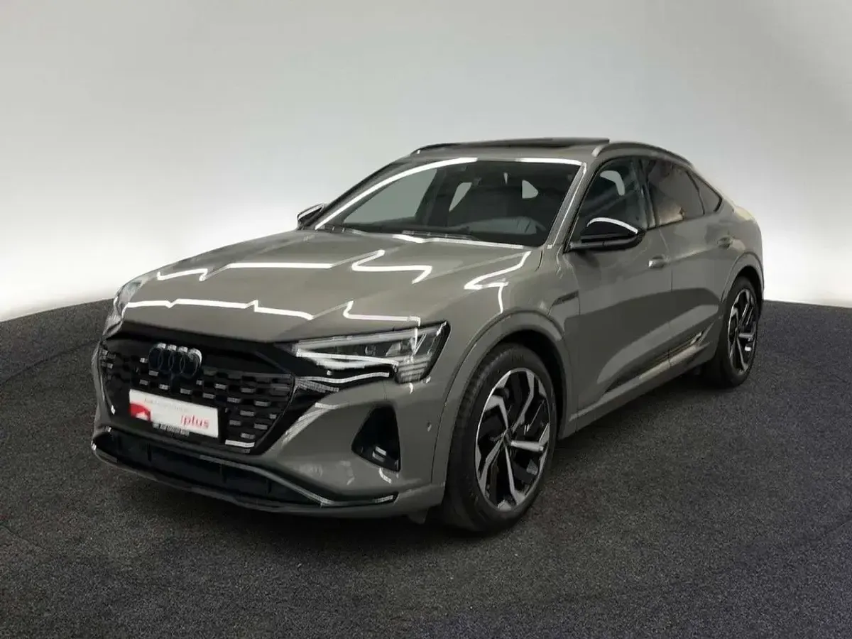 Gebraucht Audi Q8 e-tron Advanced Plus 300 kW (408 PS) 2023 Chronosgrau metallic SUV