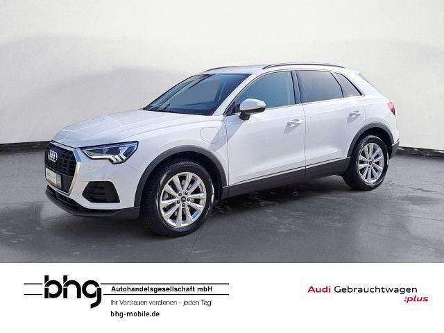 Gebraucht Audi Q3 Basis 245 PS (180 kW) 2022 Weiß SUV