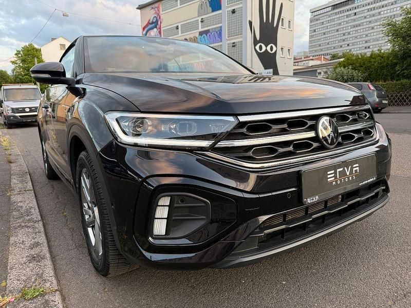 Schwarz Gebraucht 2022 VW T-Roc Cabriolet R-line Cabrio | 30.950 € (Fairer Preis) - Bild 1/4