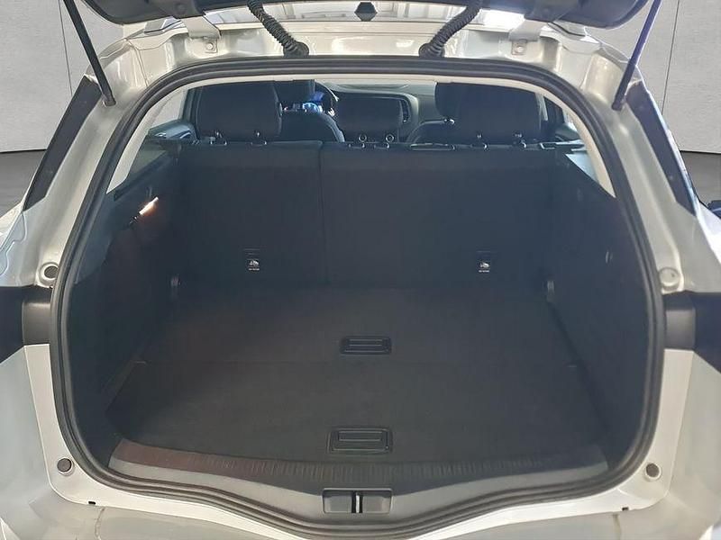 Gebraucht Renault Mégane GrandTour Business 116 PS (85 kW) 2020 Silber Kombi